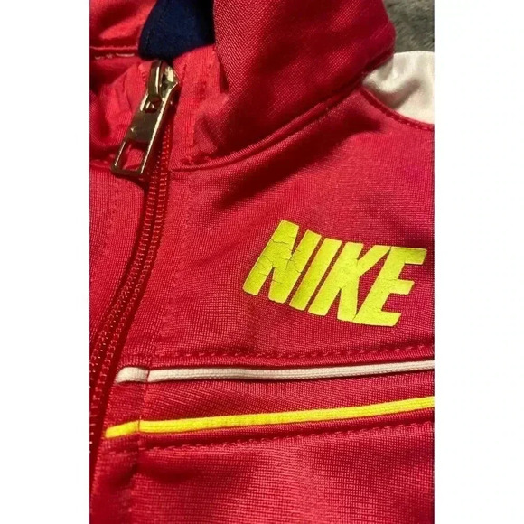 Girls 12 month Nike pink tracksuit jacket and pants - Picture 6 of 7
